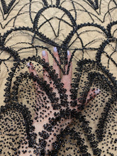 Dantela Couture Neagra cu Model Geometric, cu Perle, Margele si Paiete